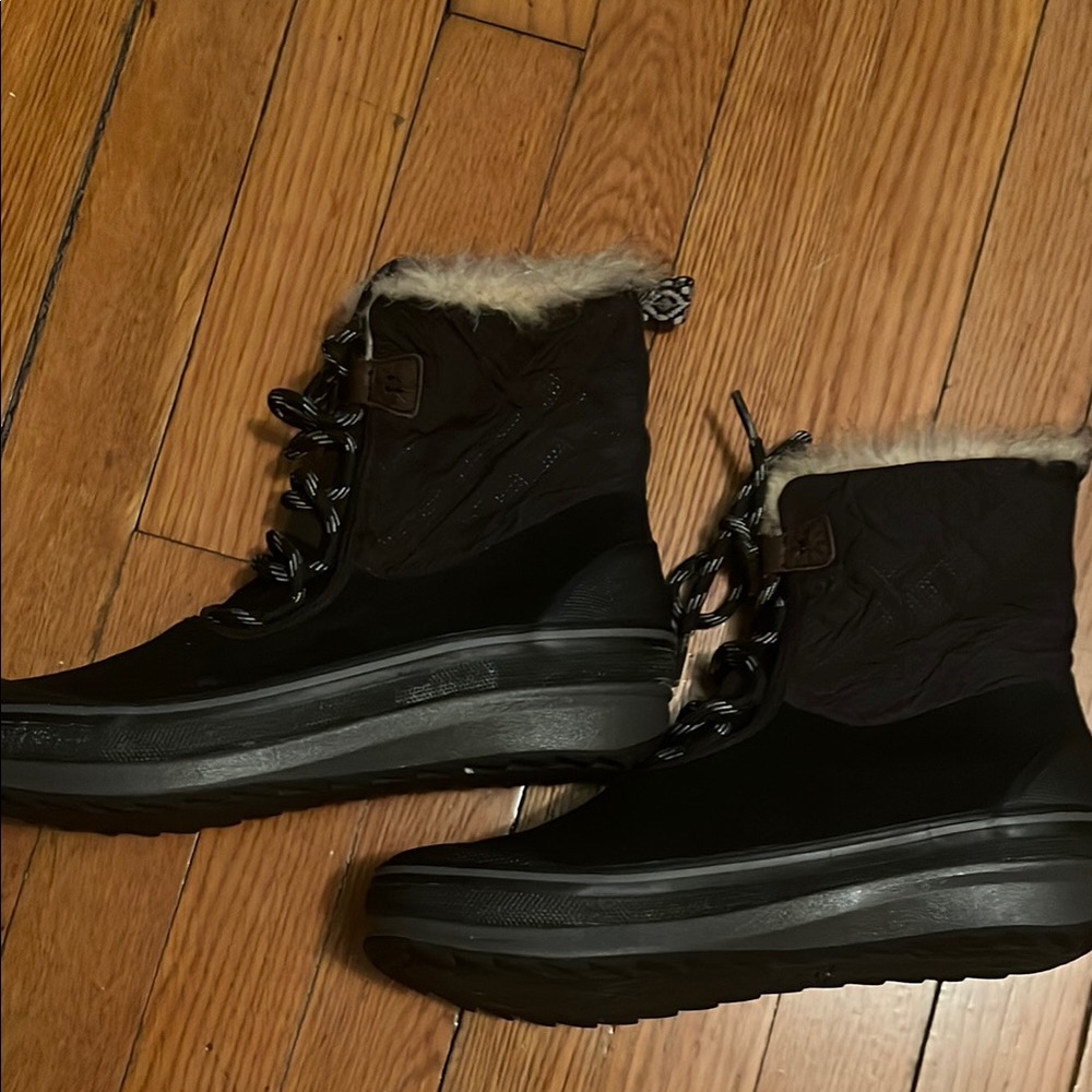 Euc Clark’s Winter Boots - image 4